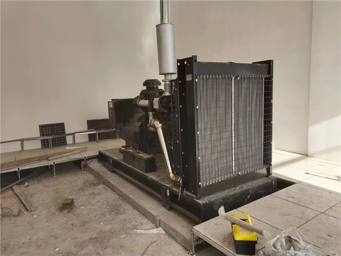 天水市糧(Liáng)站400kw發電機(Jī)組上海股份安裝完成(Chéng)
